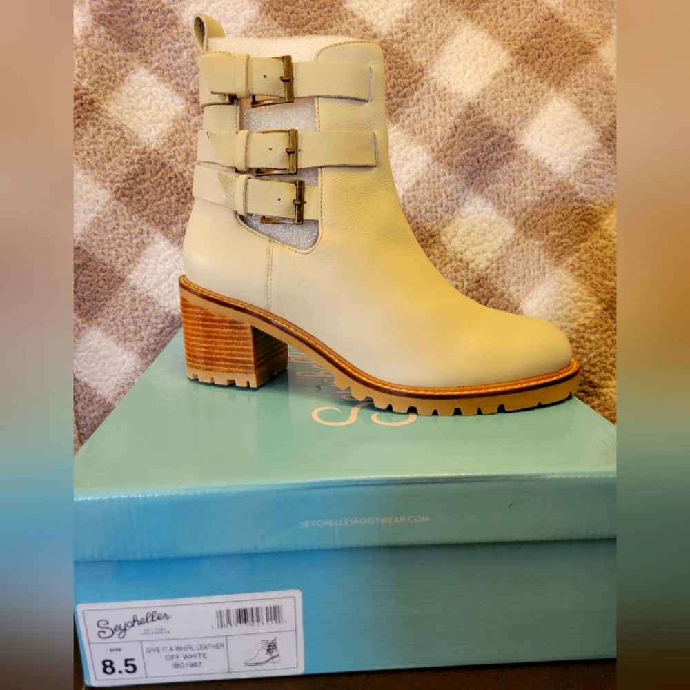 Chelsea Boots